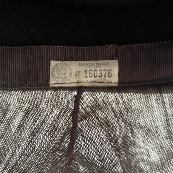 Vintage Glamour Felts 1940s/50s Union Made Brown Jaunty Hat with Attached Scarf - Picture 4 of 5